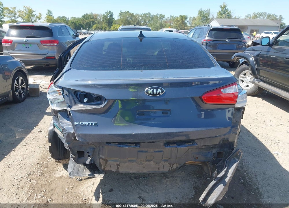 2015 KIA FORTE VIN: KNAFX4A69F5397295