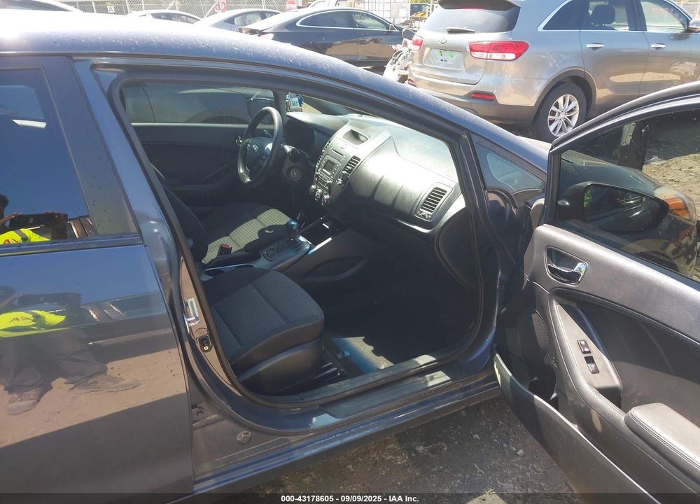 2015 KIA FORTE VIN: KNAFX4A69F5397295