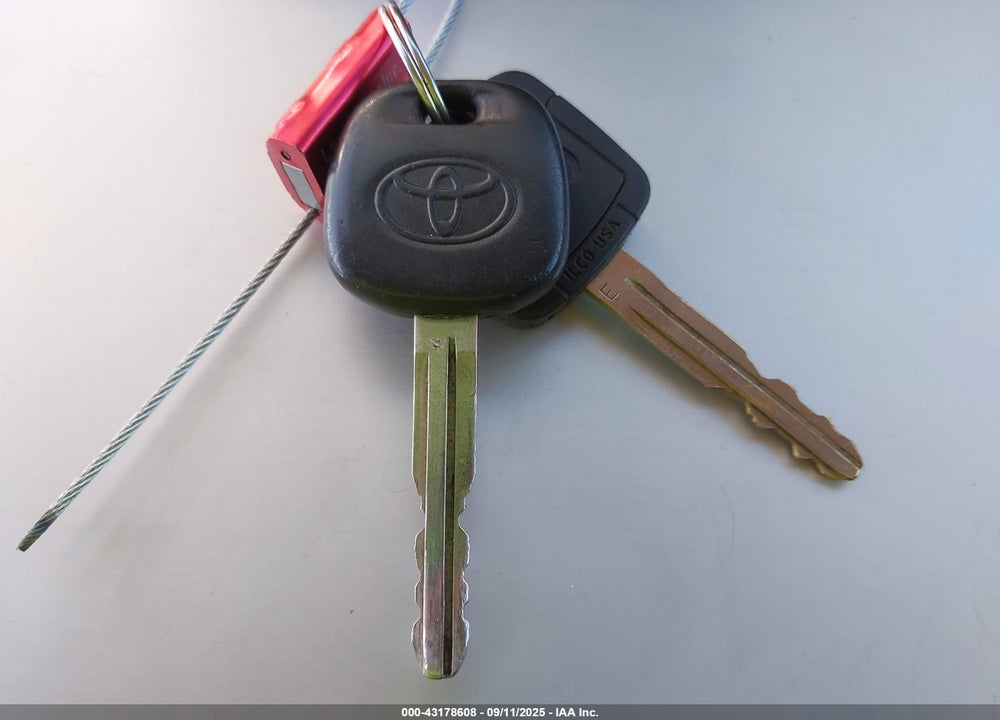 2001 TOYOTA SIENNA VIN: 4T3ZF13C31U365867