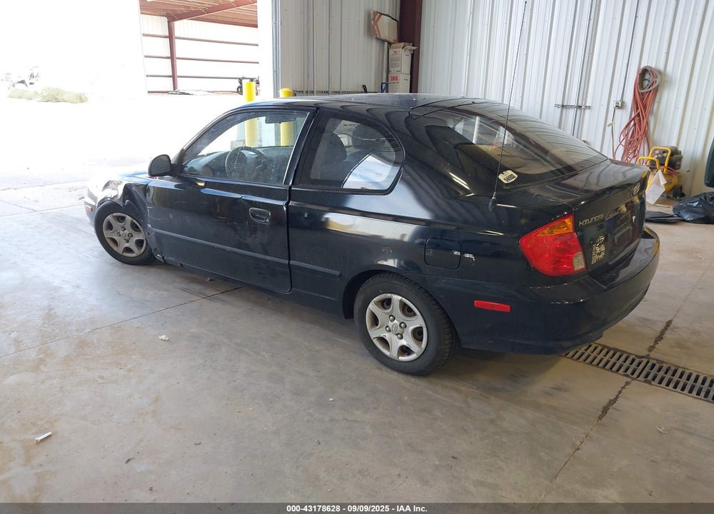 2004 HYUNDAI ACCENT VIN: KMHCF35C74U310141