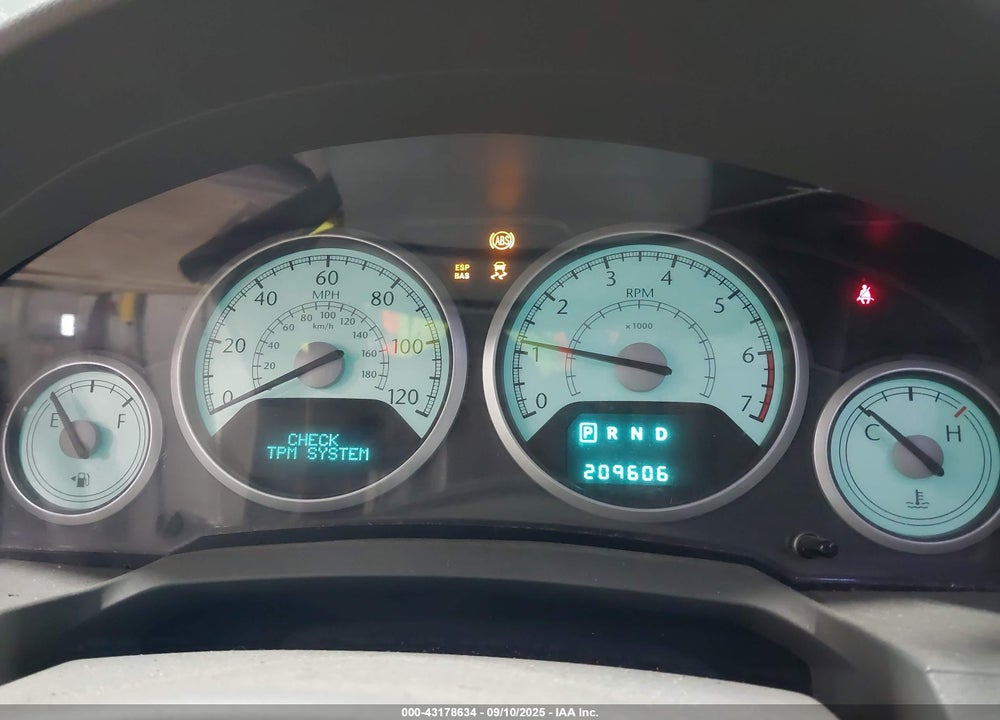 2008 CHRYSLER TOWN & COUNTRY TOURING VIN: 2A8HR54P38R702062