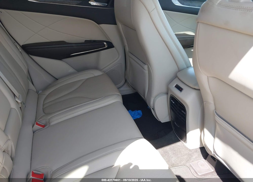 2017 LINCOLN MKC VIN: 5LMCJ3D99HUL30897