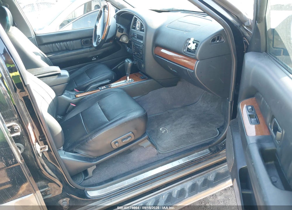 2002 INFINITI QX4 LUXURY VIN: JNRDR09Y02W258891