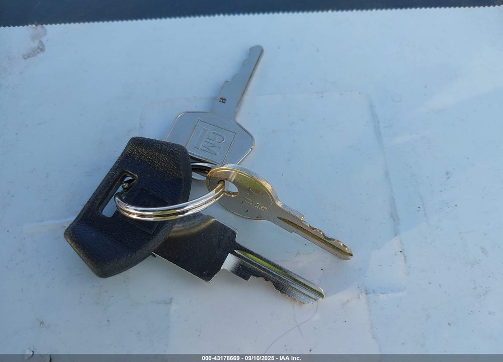 1993 BUICK REGAL CUSTOM VIN: 2G4WB54L8P1486802