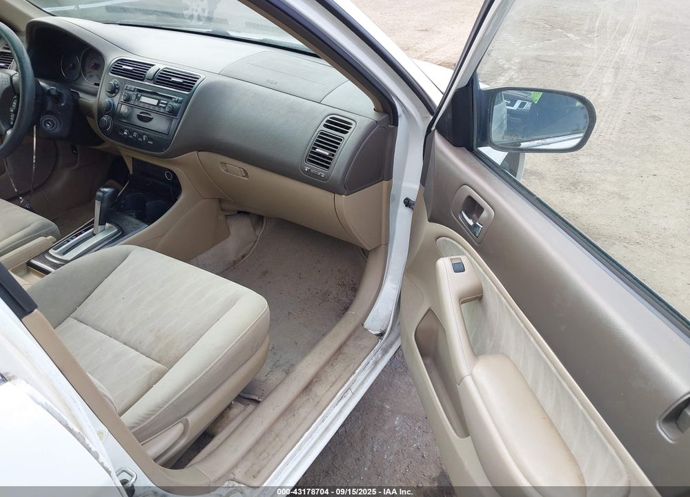 2005 HONDA CIVIC LX VIN: 2HGES16575H520628