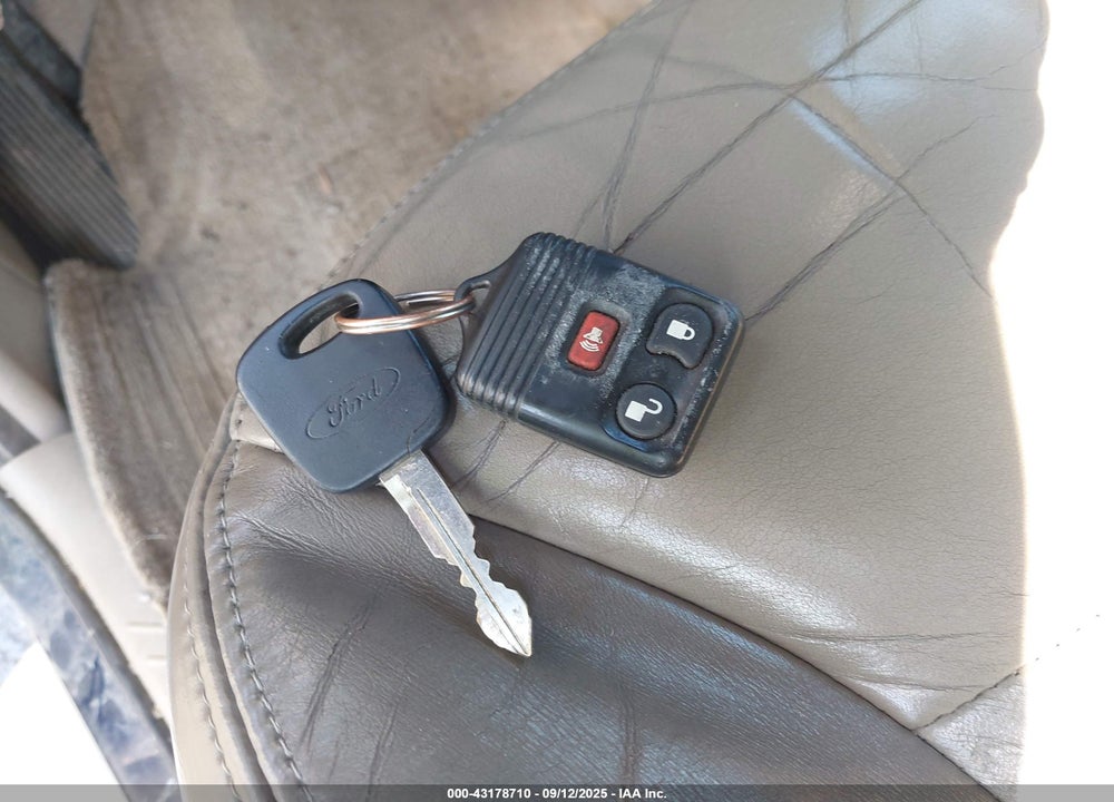 2004 FORD ESCAPE LIMITED VIN: 1FMCU04114KB62780