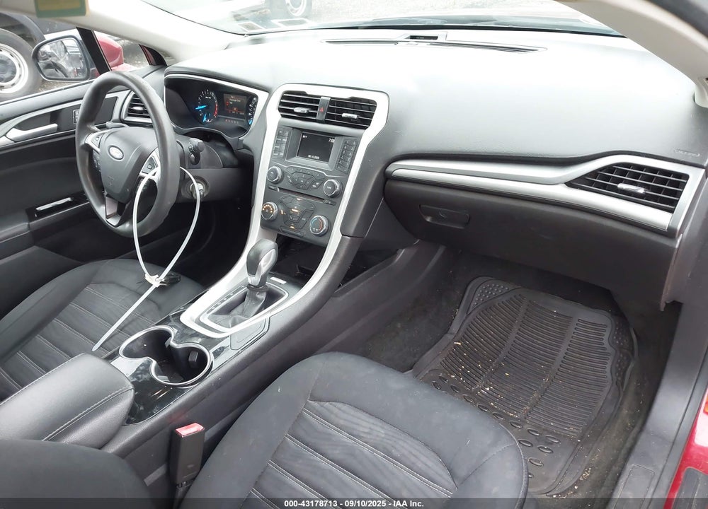 2016 FORD FUSION VIN: 1FA6P0H7XG5127946