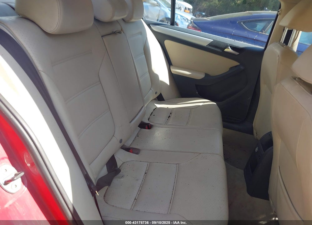 2013 VOLKSWAGEN JETTA VIN: 3VWDP7AJ4DM219072
