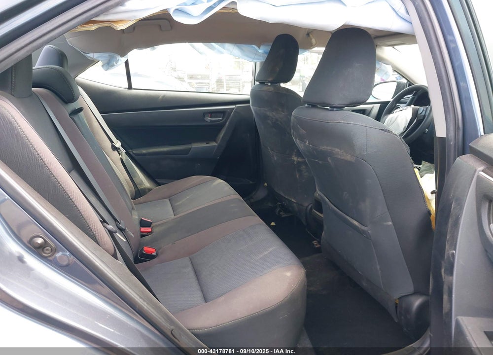 2018 TOYOTA COROLLA LE VIN: 5YFBURHE5JP813892