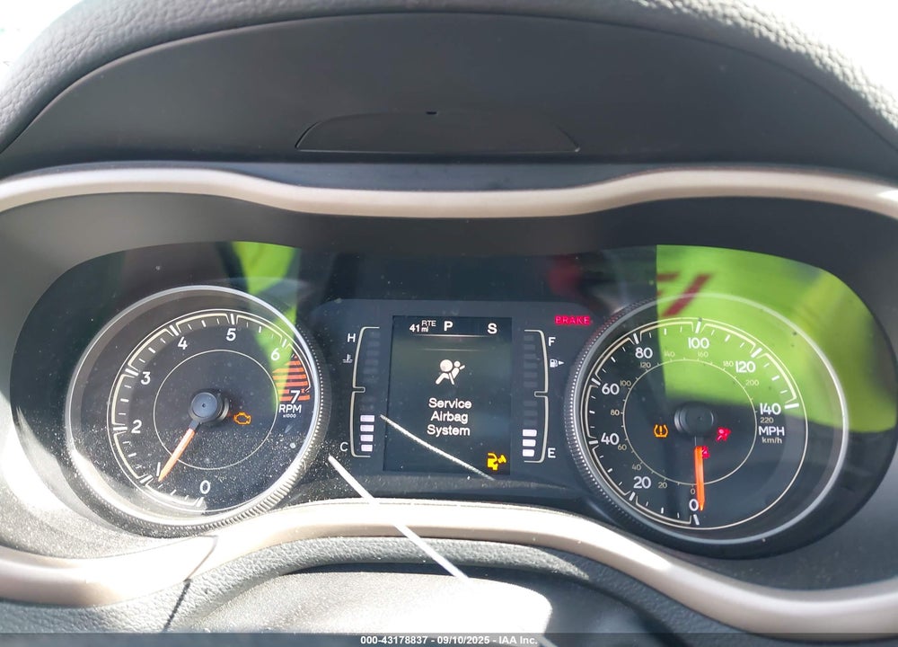 2017 JEEP CHEROKEE VIN: 1C4PJLCB4HW661534