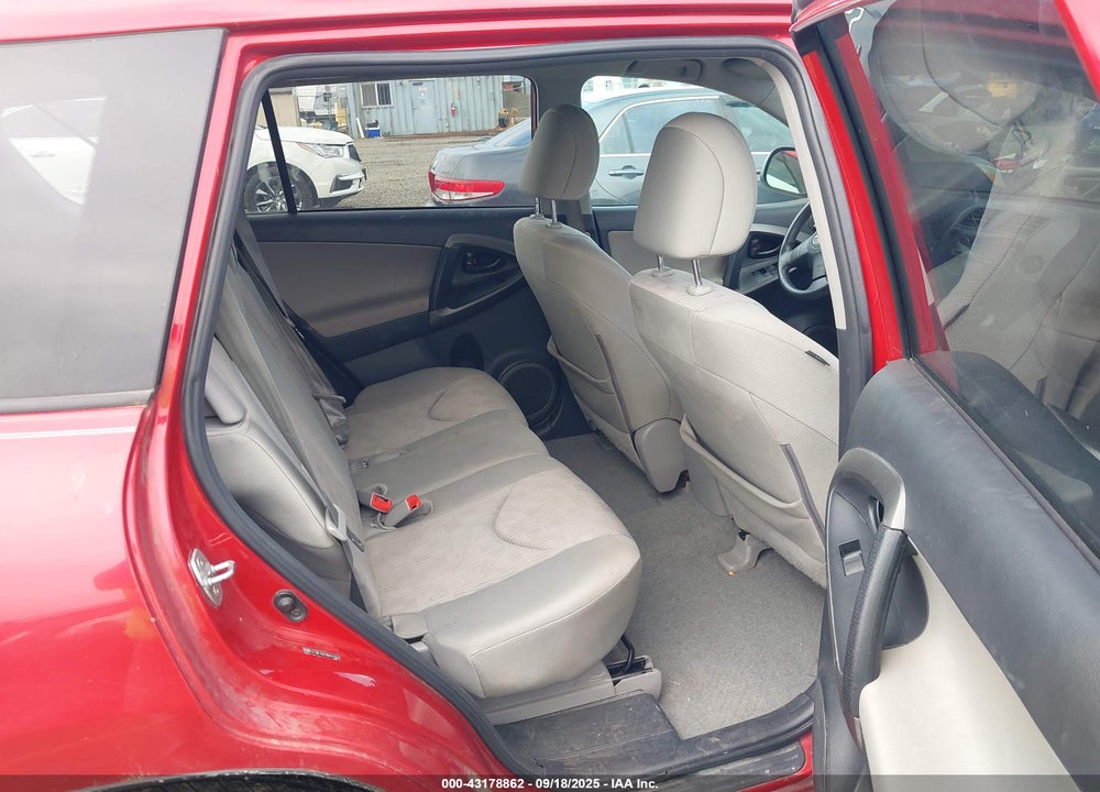 2011 TOYOTA RAV4 VIN: 2T3BF4DV1BW131263