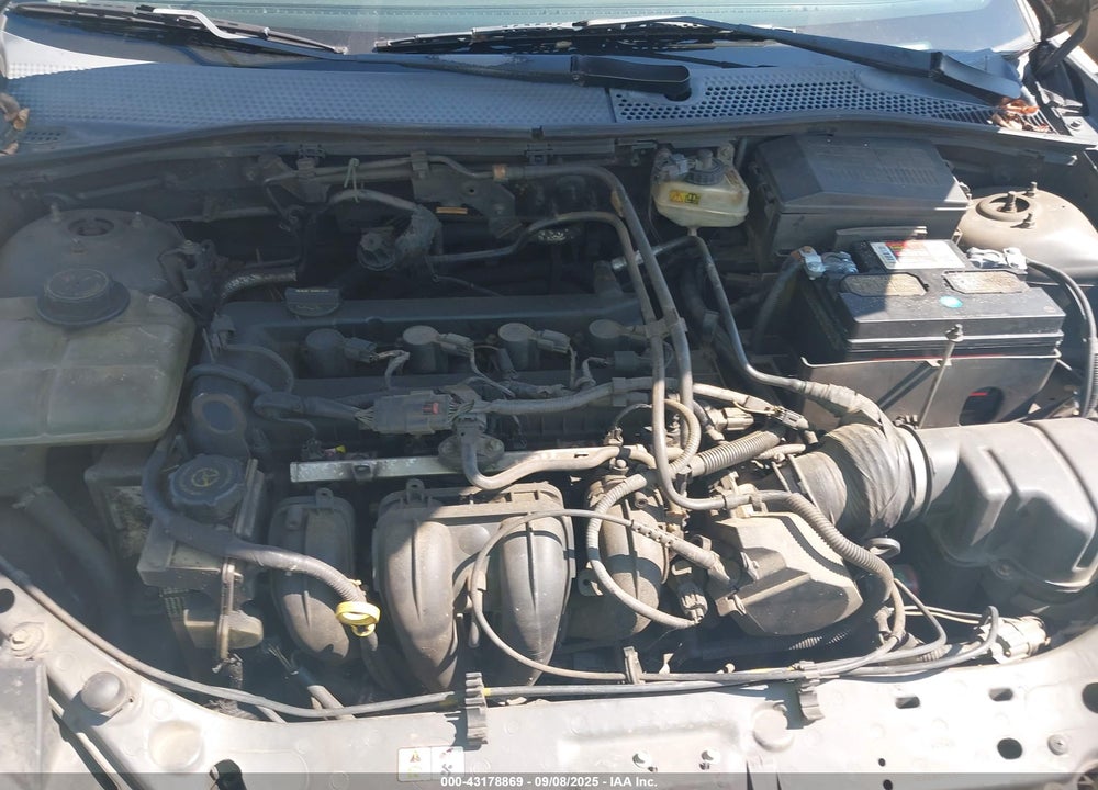 2006 FORD FOCUS ZX4 VIN: 1FAFP34N56W215625