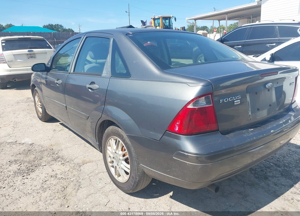 2006 FORD FOCUS ZX4 VIN: 1FAFP34N56W215625