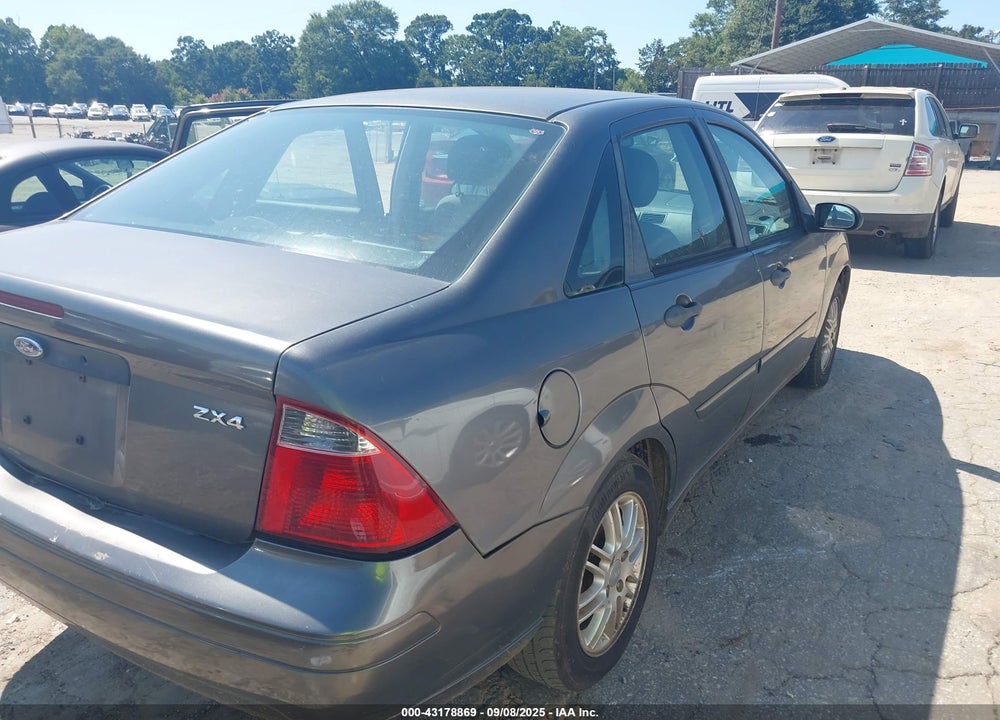 2006 FORD FOCUS ZX4 VIN: 1FAFP34N56W215625