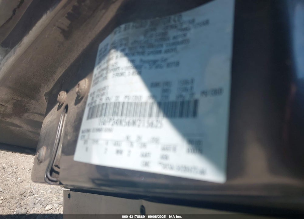 2006 FORD FOCUS ZX4 VIN: 1FAFP34N56W215625