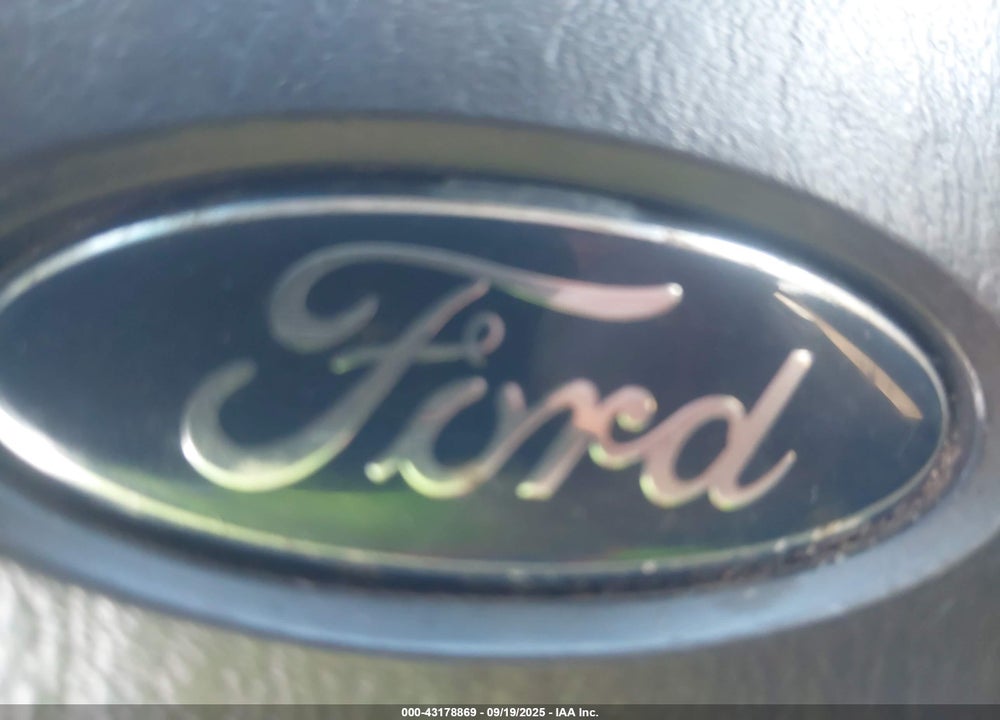 2006 FORD FOCUS ZX4 VIN: 1FAFP34N56W215625