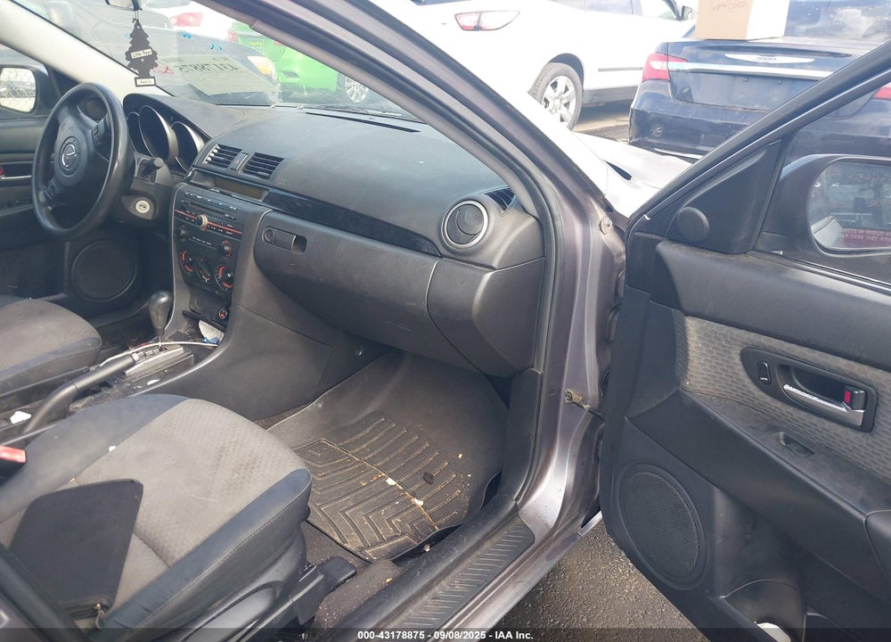 2005 MAZDA 3 I VIN: JM1BK12F851326995