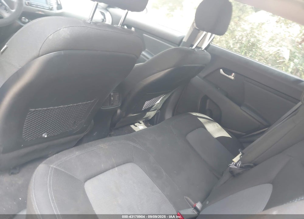 2014 KIA SPORTAGE VIN: KNDPB3AC1E7587357