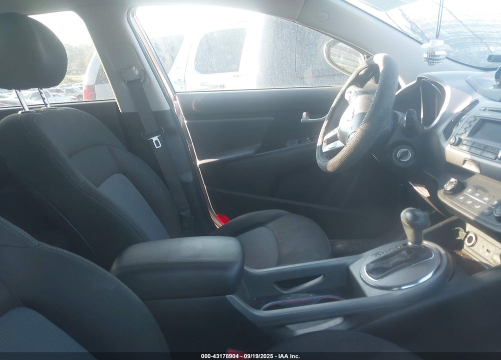 2014 KIA SPORTAGE VIN: KNDPB3AC1E7587357
