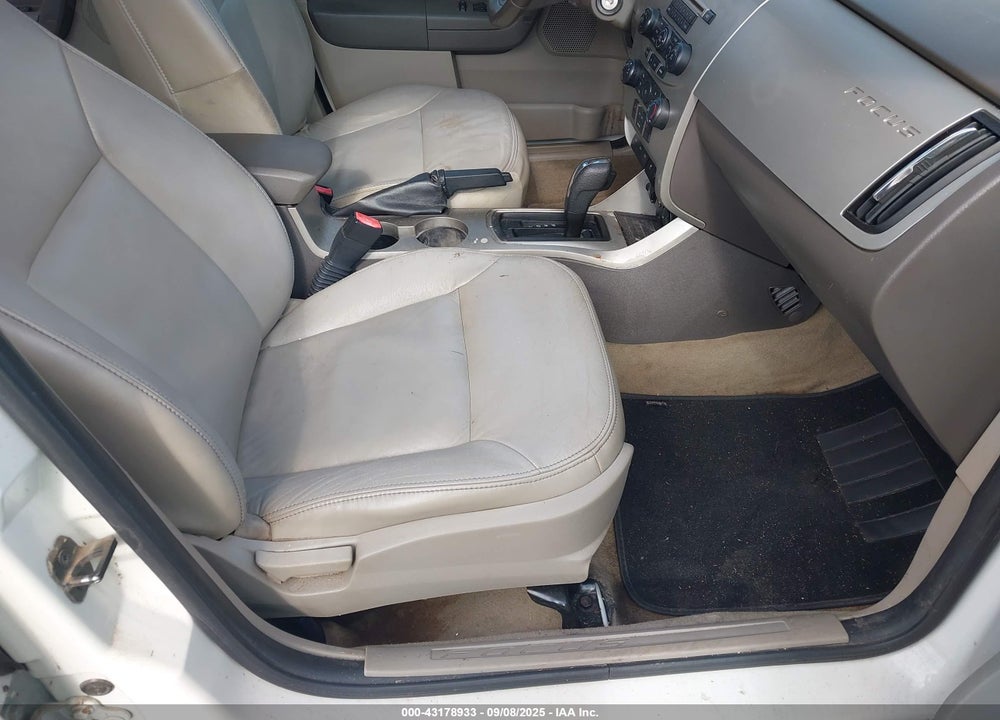 2010 FORD FOCUS VIN: 1FAHP3HN9AW211279