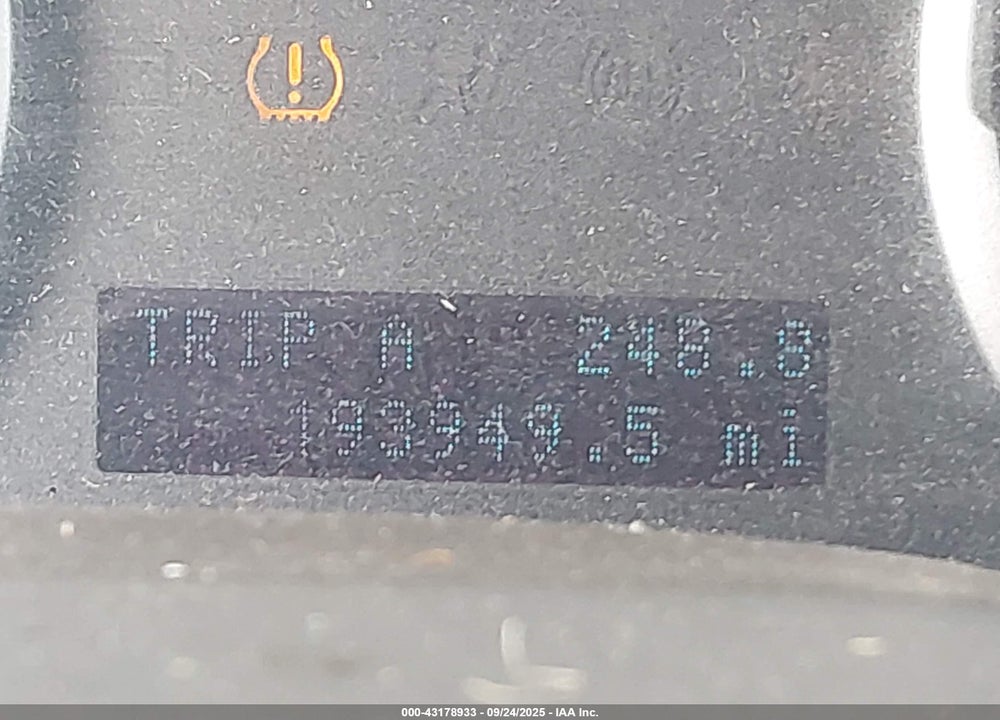 2010 FORD FOCUS VIN: 1FAHP3HN9AW211279