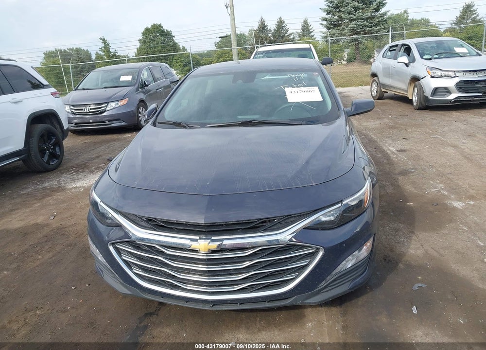2025 CHEVROLET MALIBU VIN: 1G1ZD5ST8SF113803