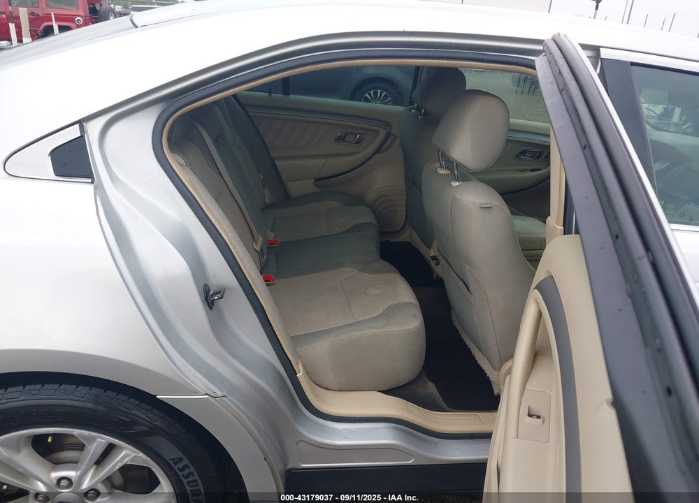 2013 FORD TAURUS VIN: 1FAHP2E83DG221152
