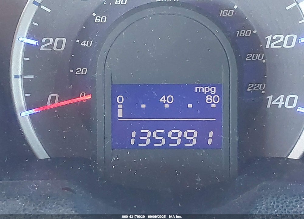 2010 HONDA FIT VIN: JHMGE8H4XAC028229