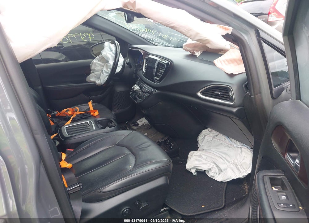 2020 CHRYSLER PACIFICA VIN: 2C4RC1EG4LR135311