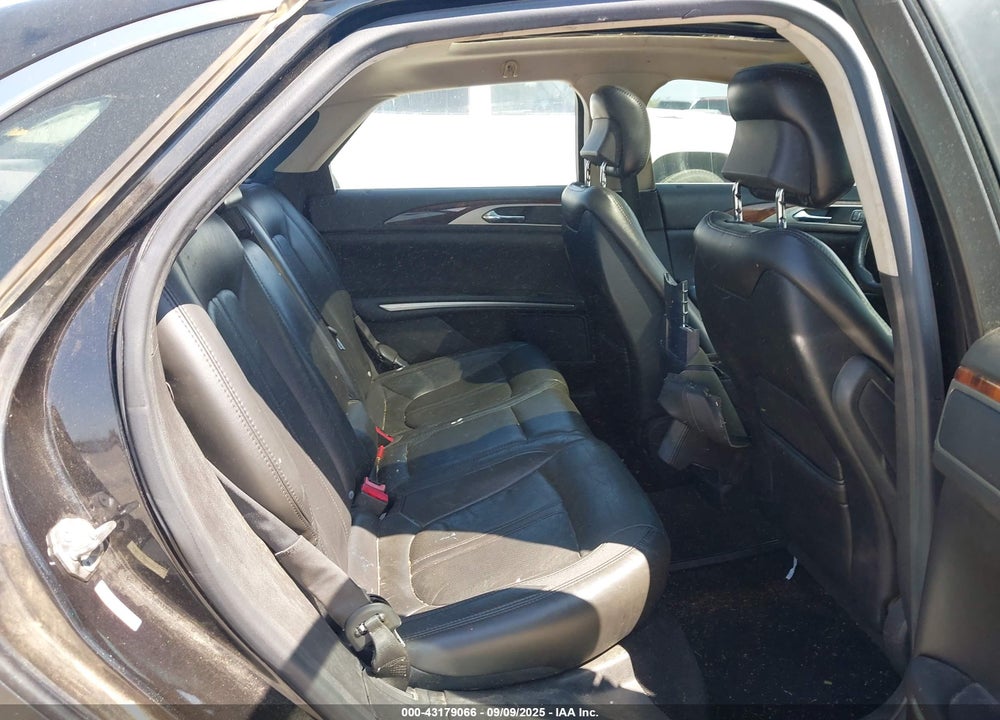2014 LINCOLN MKZ HYBRID VIN: 3LN6L2LU9ER829681