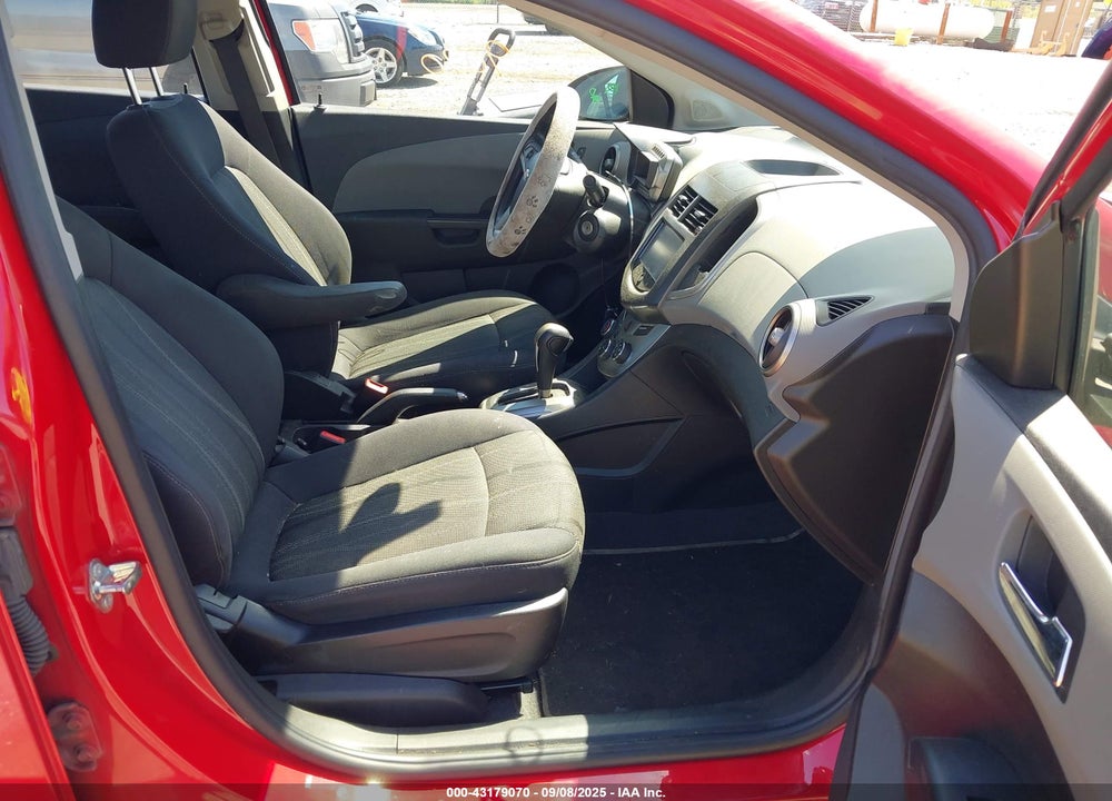 2015 CHEVROLET SONIC VIN: 1G1JC5SH3F4179740