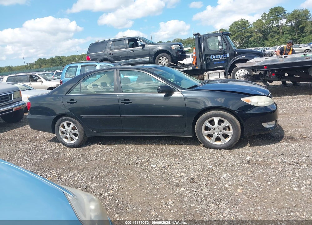 2005 TOYOTA CAMRY XLE VIN: 4T1BE30K55U061563