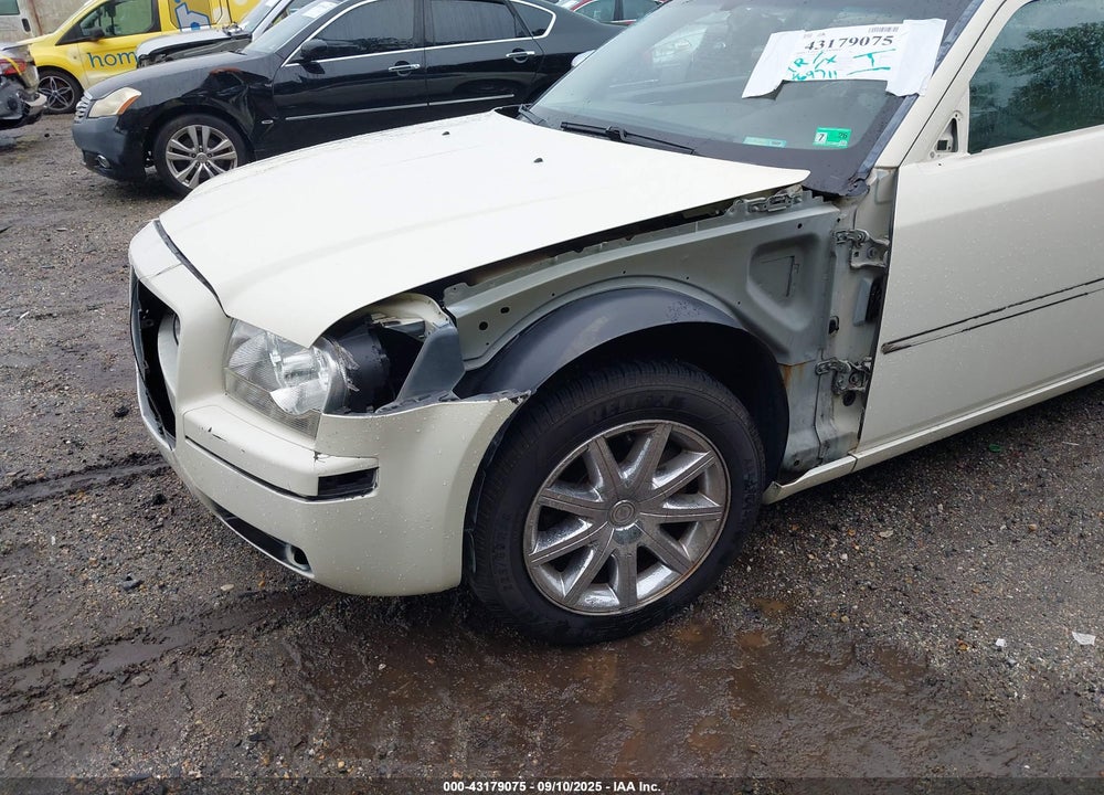 2010 CHRYSLER 300 VIN: 2C3CA5CV1AH136699