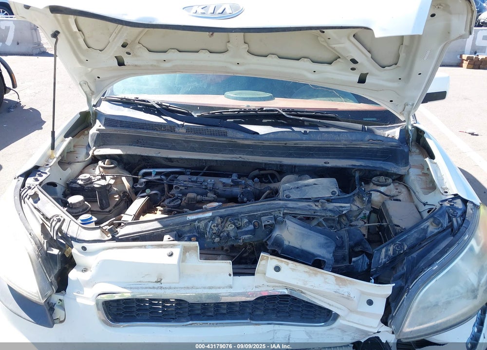2011 KIA SOUL VIN: KNDJT2A29B7705123