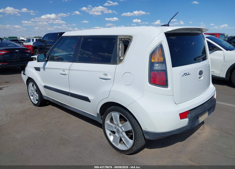 2011 KIA SOUL VIN: KNDJT2A29B7705123