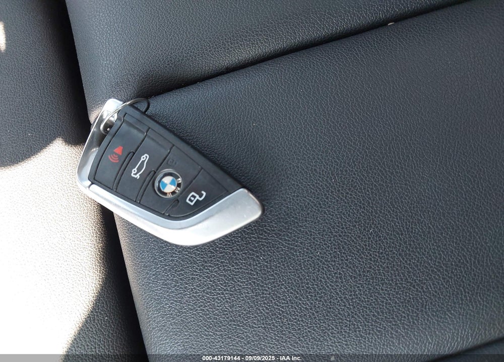 2019 BMW 330I XDRIVE VIN: WBA5R7C58KAJ80298