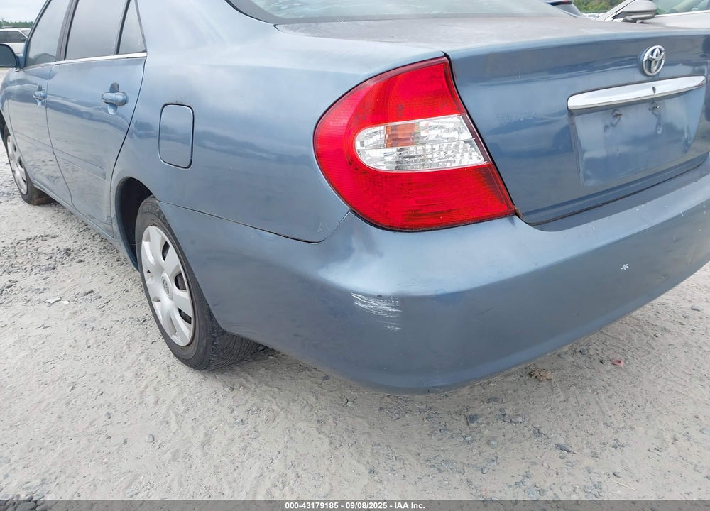 2002 TOYOTA CAMRY LE VIN: 4T1BE32K22U573578