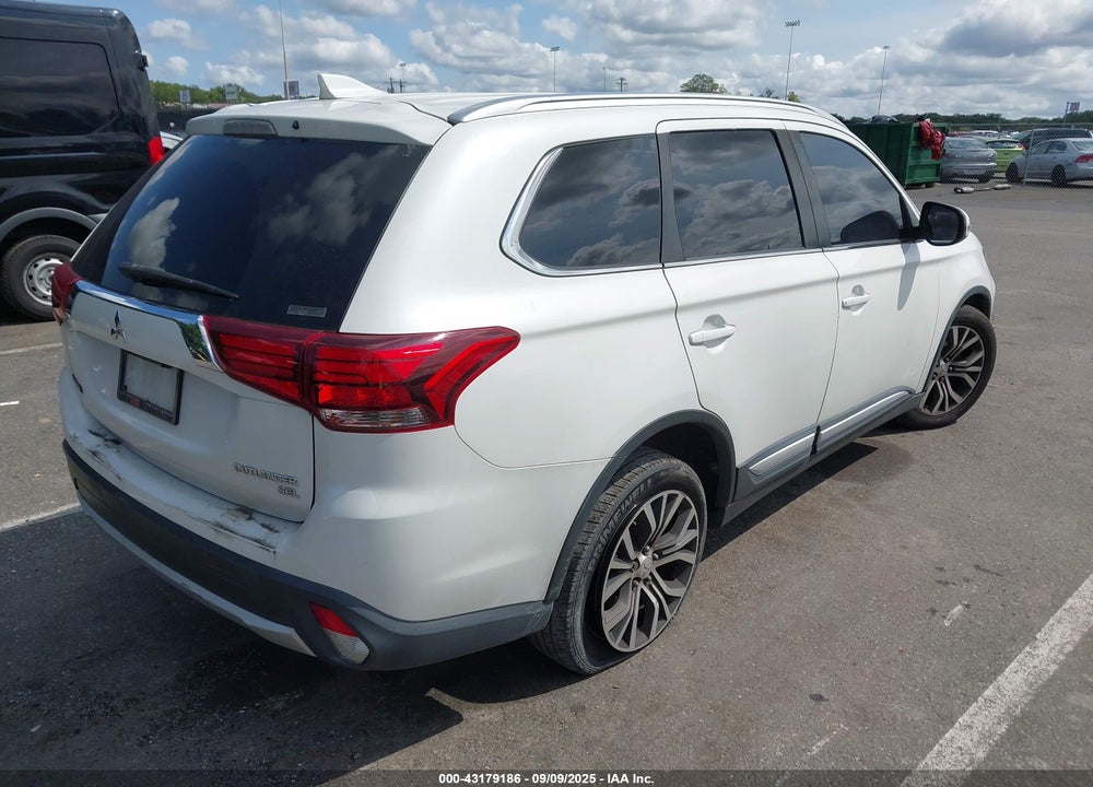 2017 MITSUBISHI OUTLANDER SE/SEL VIN: JA4AZ3A35HZ025353
