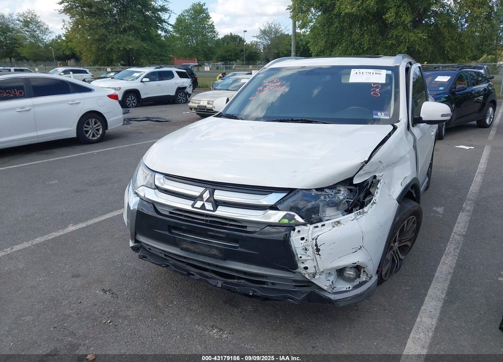 2017 MITSUBISHI OUTLANDER SE/SEL VIN: JA4AZ3A35HZ025353