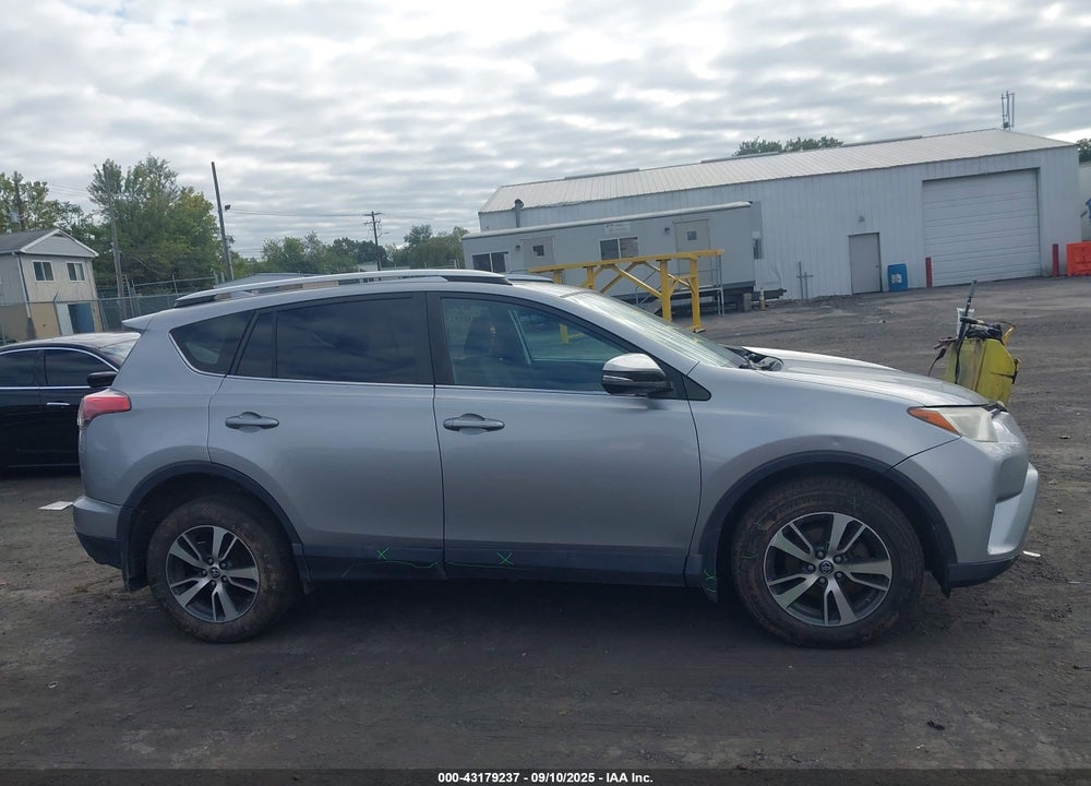 2016 TOYOTA RAV4 VIN: 2T3RFREV1GW462958