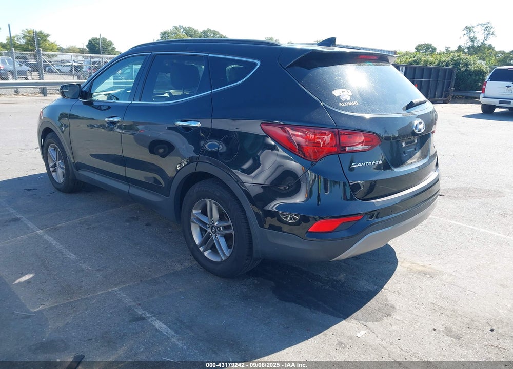 2017 HYUNDAI SANTA FE SPORT 2.4L VIN: 5NMZUDLB3HH008962