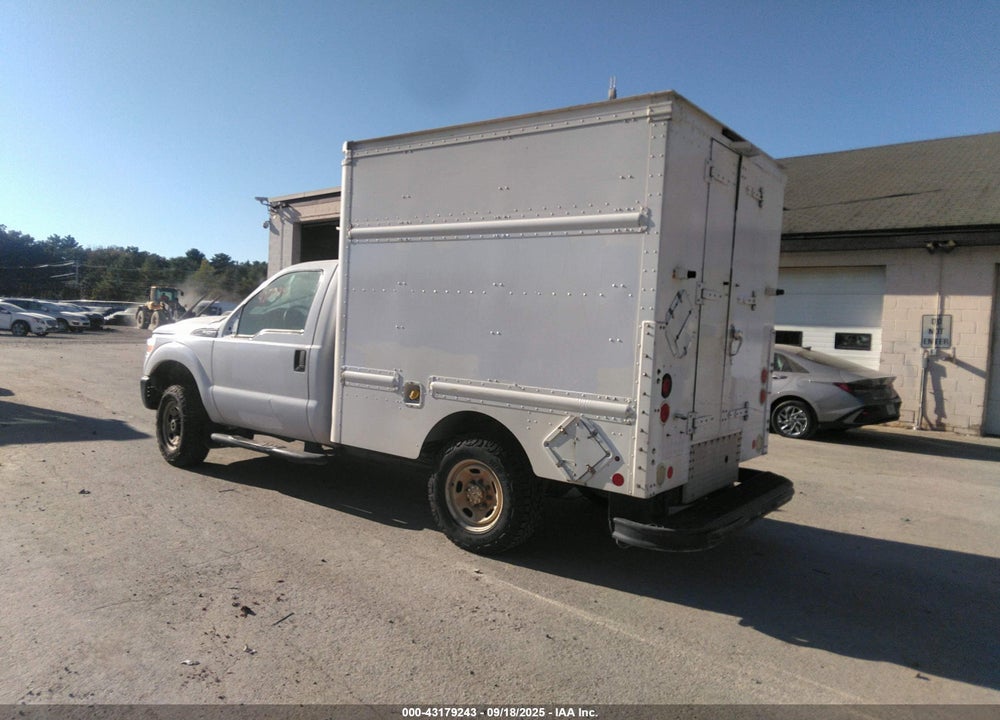 2015 FORD F-250 XL VIN: 1FDBF2B67FEA47585