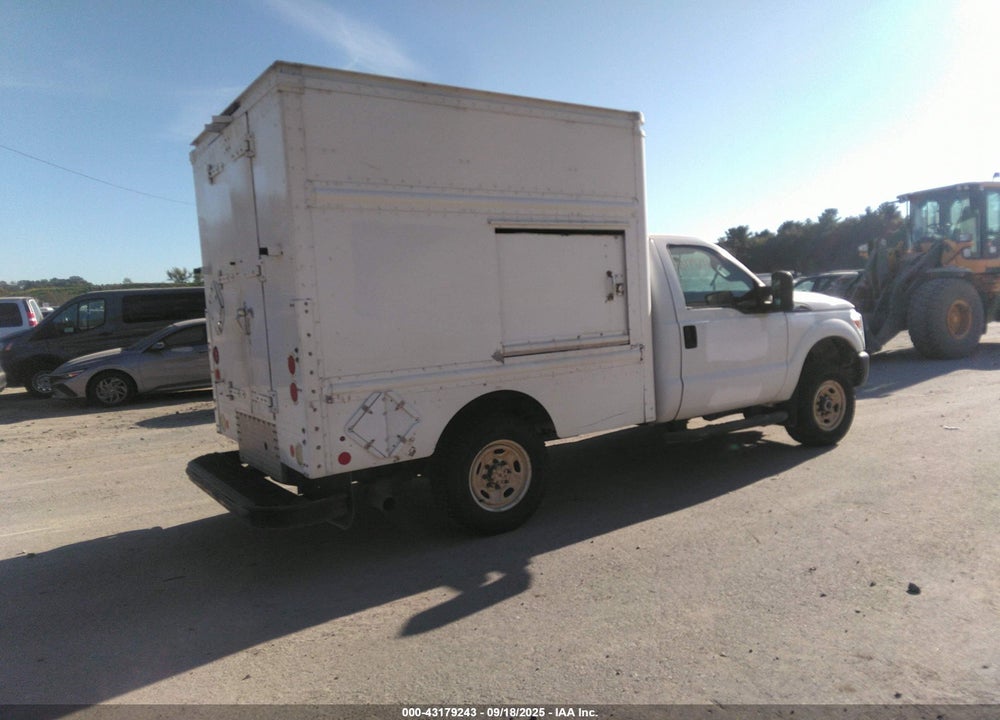 2015 FORD F-250 XL VIN: 1FDBF2B67FEA47585