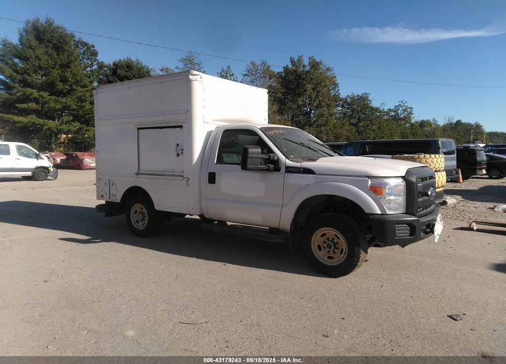 2015 FORD F-250 XL VIN: 1FDBF2B67FEA47585