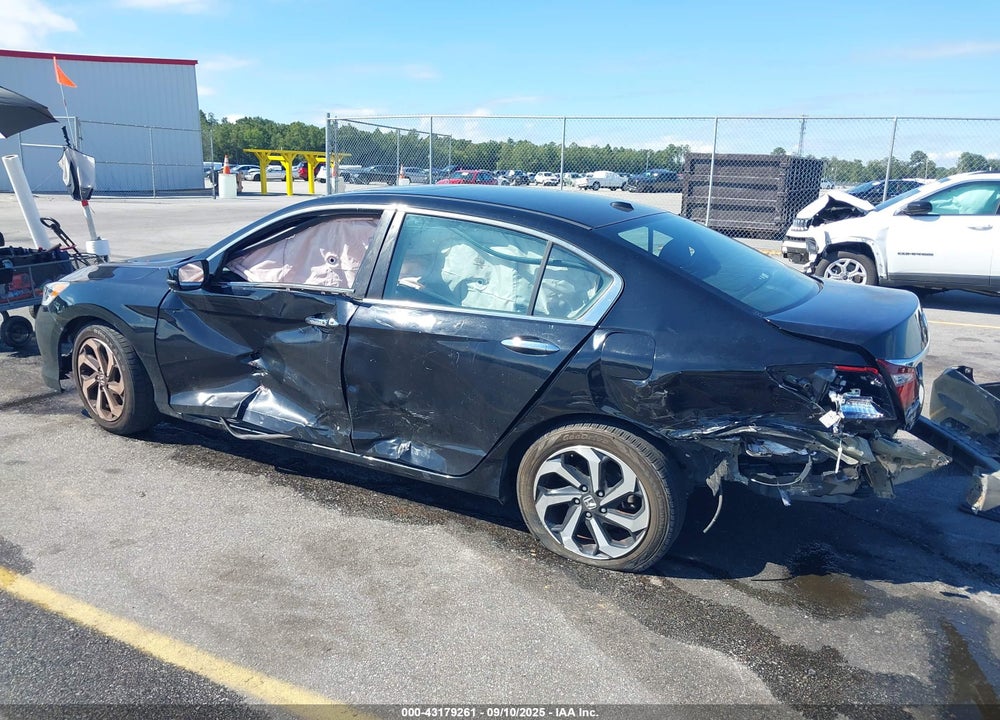 2016 HONDA ACCORD VIN: 1HGCR2F81GA176640