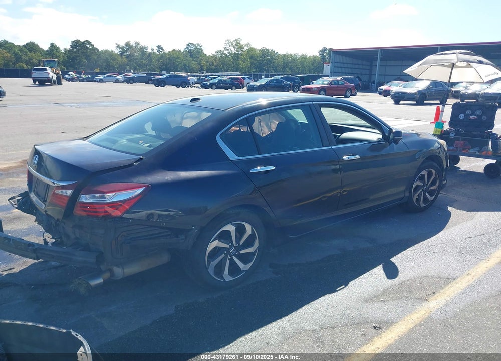 2016 HONDA ACCORD VIN: 1HGCR2F81GA176640
