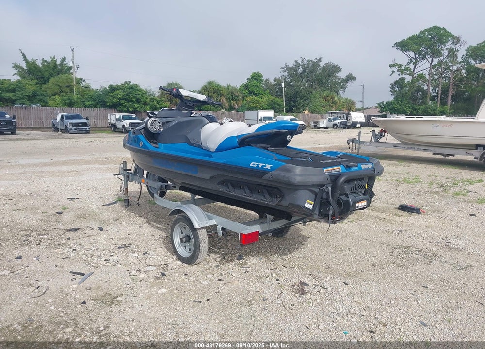 2019 SEADOO GTX 155 VIN: YDV03768J819
