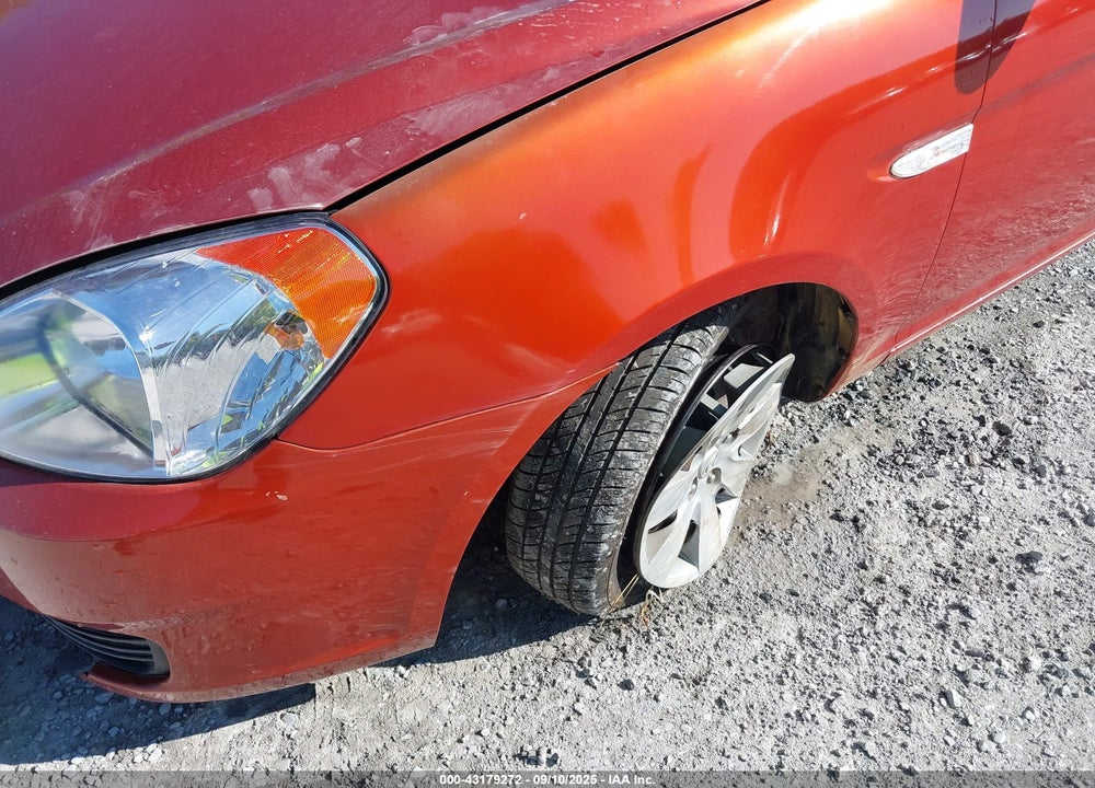 2008 HYUNDAI ACCENT GS VIN: KMHCM36C58U102091