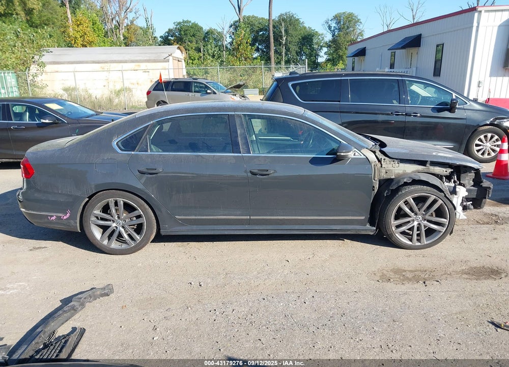 2016 VOLKSWAGEN PASSAT VIN: 1VWAT7A34GC037930