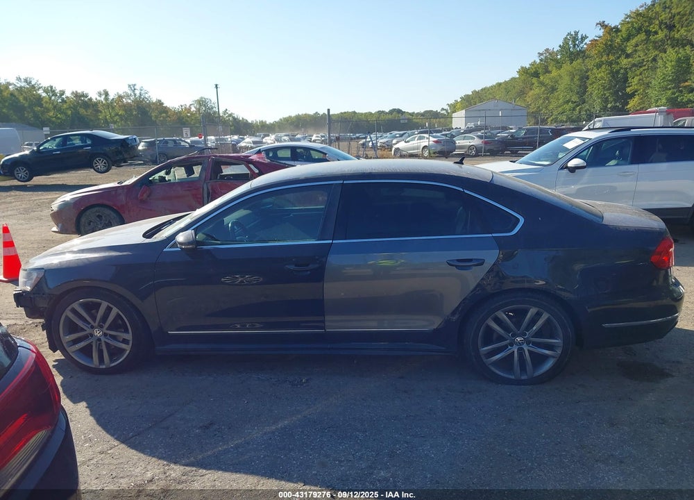 2016 VOLKSWAGEN PASSAT VIN: 1VWAT7A34GC037930